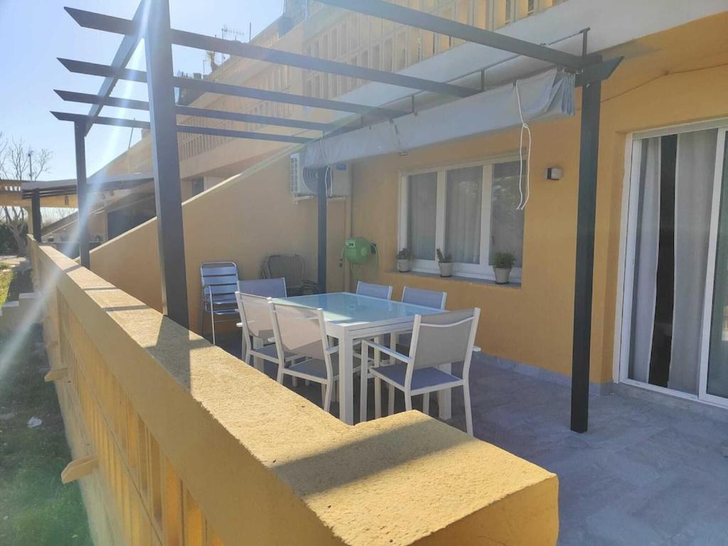 Superbe Appartement Terrasse Entierement Renove Au Bord De L'Ebre デルテブレ エクステリア 写真
